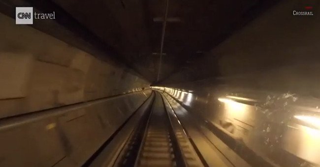 Bên trong đường hầm tàu điện ngầm lớn nhất châu Âu