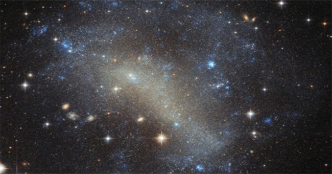 Loạt phát hiện cực thú vị về thiên hà lùn IC 4710