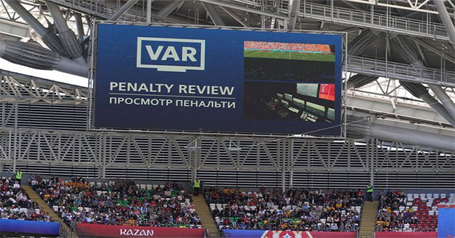 Toàn cảnh về công nghệ VAR được áp dụng ở World Cup 2018