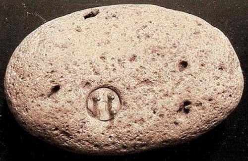 Phát hiện lý thú: Thiết bị điện 100.000 năm tuổi nằm trong đá