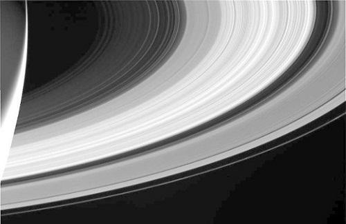 Những bức ảnh cuối cùng của tàu Cassini trong sứ mệnh sao Thổ