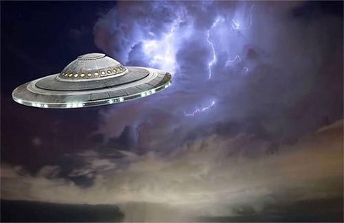 Nửa thế kỷ Anh tìm bắt UFO chế tạo siêu vũ khí vượt Nga, Trung Quốc