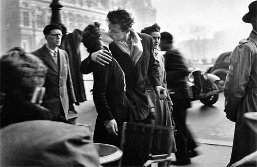 Tất cả ta đều bị "lừa": Nụ hôn kiểu Pháp không bắt nguồn từ... nước Pháp!