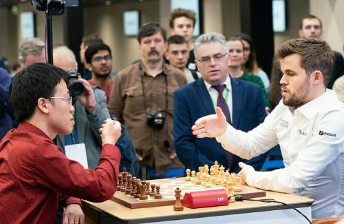 Quang Liêm đấu Vua cờ Carlsen