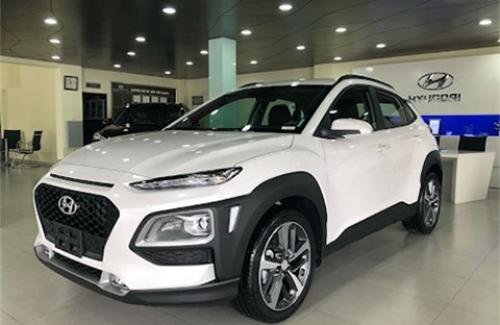 Hyundai Kona bất ngờ giảm giá, 'dằn mặt' Kia Seltos vừa ra mắt tại Việt Nam