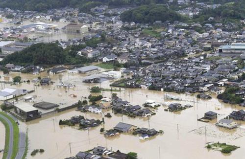 Nhật Bản lại oằn mình chống chọi với đợt mưa lũ mới