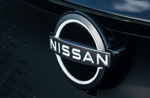 Nissan dùng logo mới trên xe SUV điện Ariya