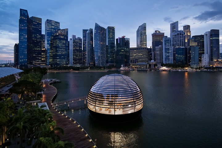 Chiêm ngưỡng thiết kế "đèn lồng" Apple Store sắp mở cửa tại vịnh Marina, Singapore