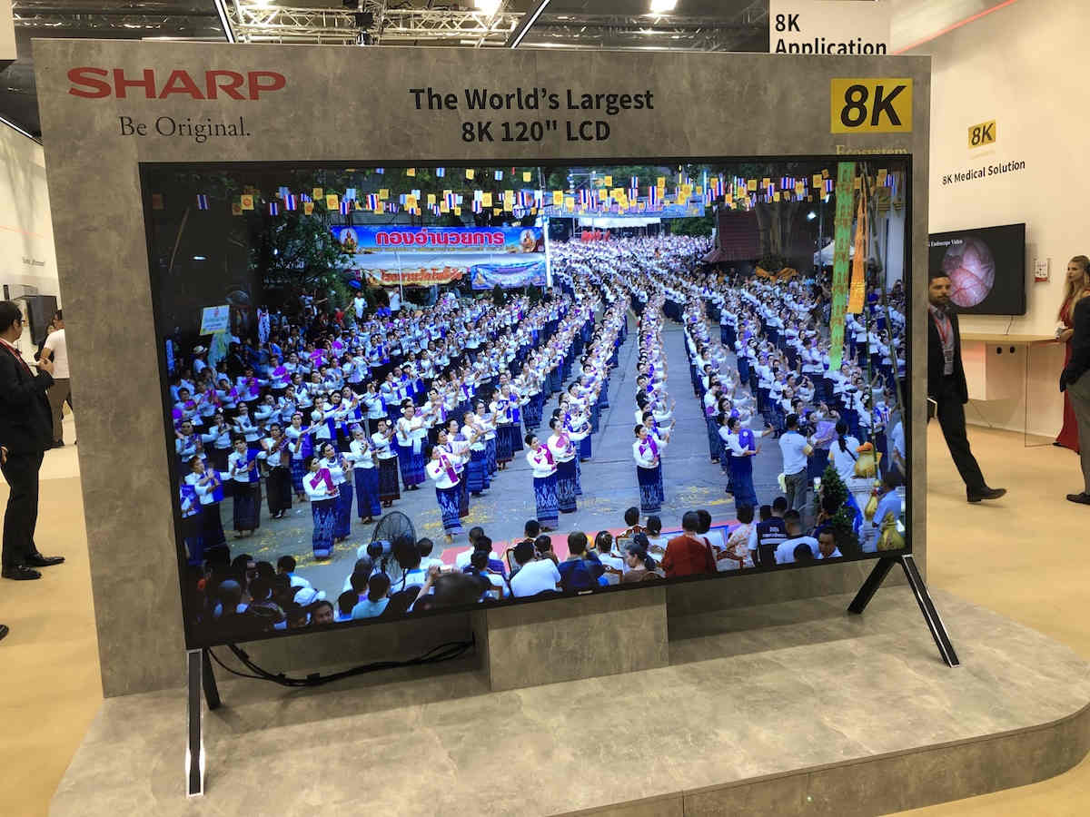 Sharp bán màn hình 8K lớn nhất thế giới giá hơn 3 tỷ đồng