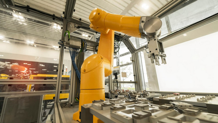 Diễn đàn kinh tế thế giới: Robot sẽ thay thế khoảng 85 triệu việc làm trong vòng 5 năm tới