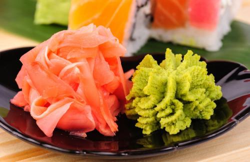 Bạn nghĩ mình đang ăn wasabi "xịn" với món sushi thần thánh ư? Chưa chắc đâu!