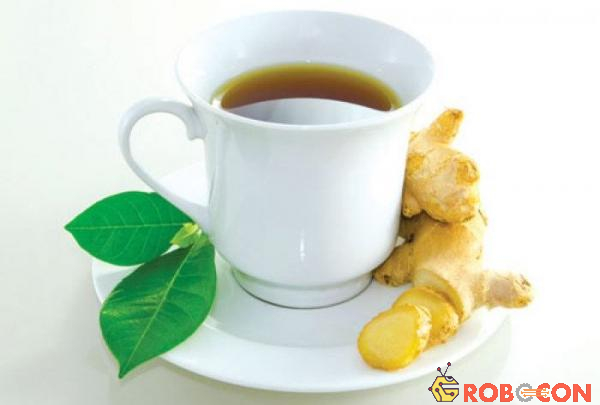 Nếu bị cảm nhẹ, có thể dùng một ly trà gừng nóng giải cảm.