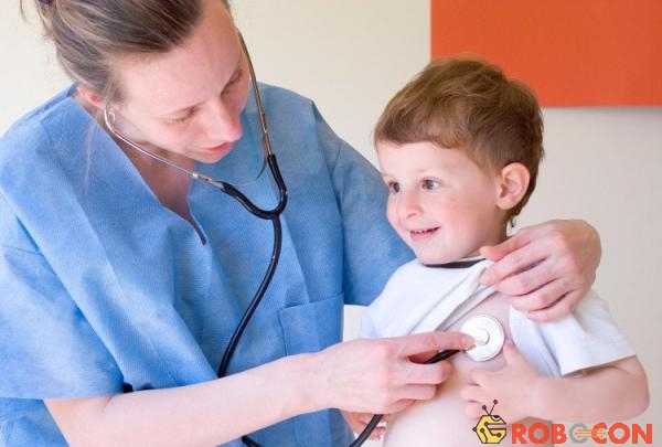 Bệnh tim mạch ở trẻ em nếu không phát hiện sớm dễ dẫn đến biến chứng nguy hiểm.